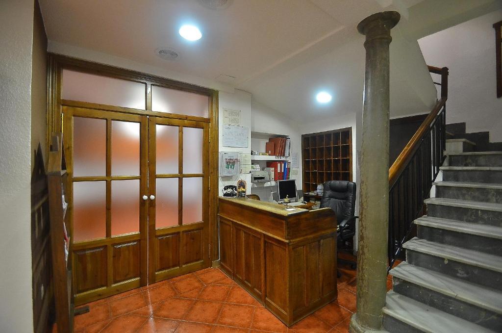 Residencia Ziri Otel Granada Dış mekan fotoğraf