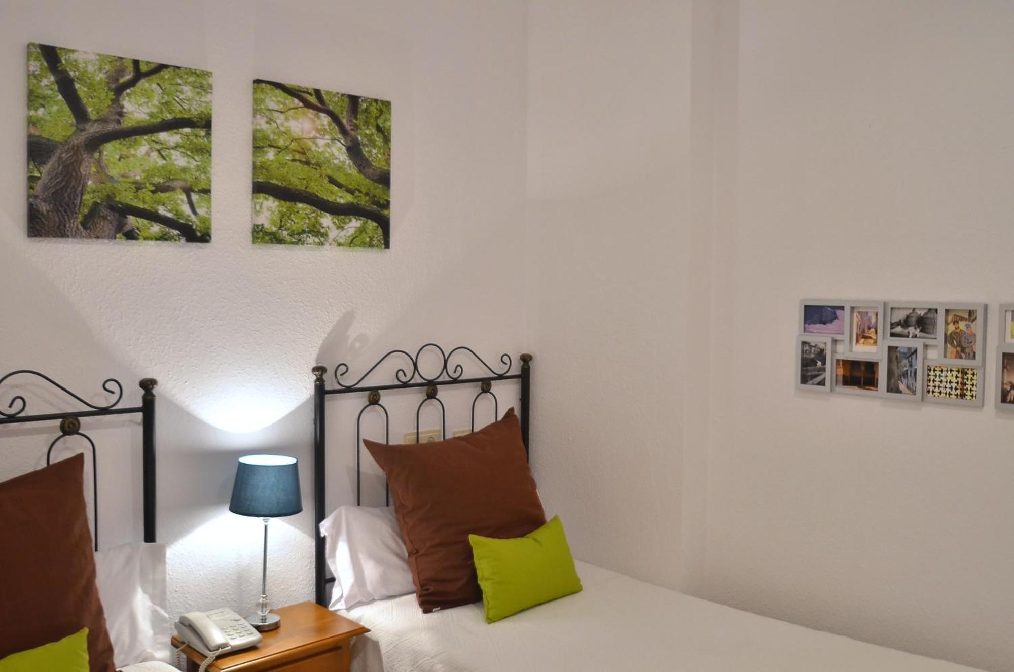 Residencia Ziri Otel Granada Dış mekan fotoğraf