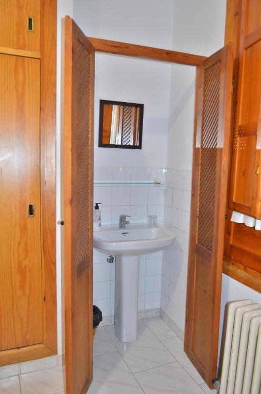 Residencia Ziri Otel Granada Oda fotoğraf